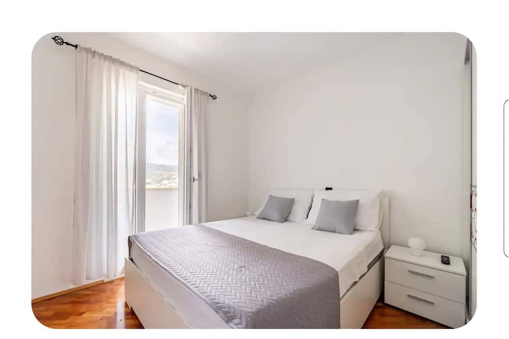 Entire apartment, Dubrovnik, large apartment, 3 rooms, 6 guests in Dubrovnik, Grad Dubrovnik