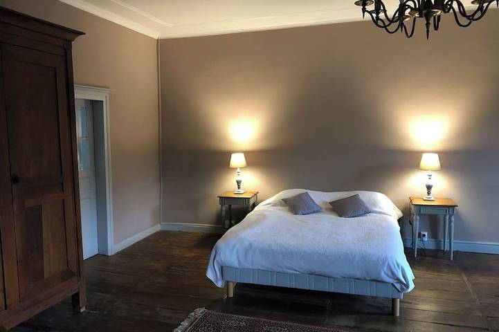 Location de vacances pour 15 personnes, avec jardin à La Porcherie - 3