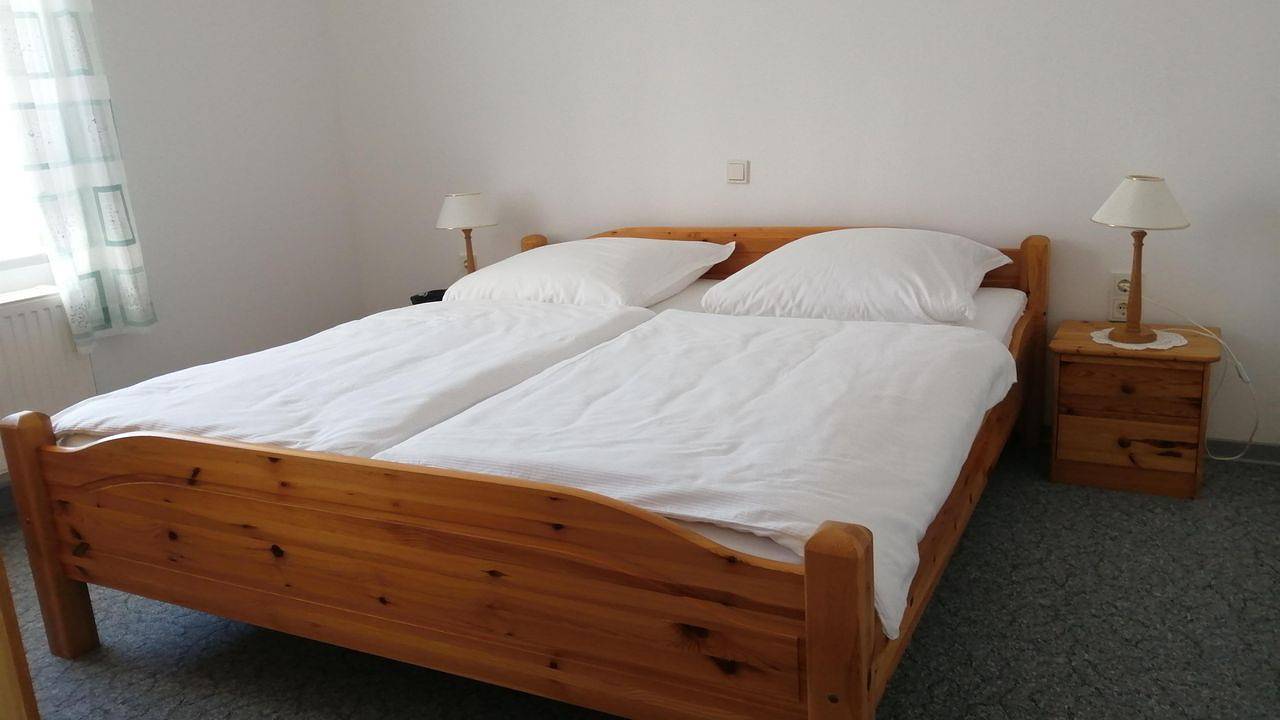 Ganze Ferienwohnung, Ferienwohnung für 5 Personen (90 m²) in Nittel in Nittel, Landkreis Trier-Saarburg