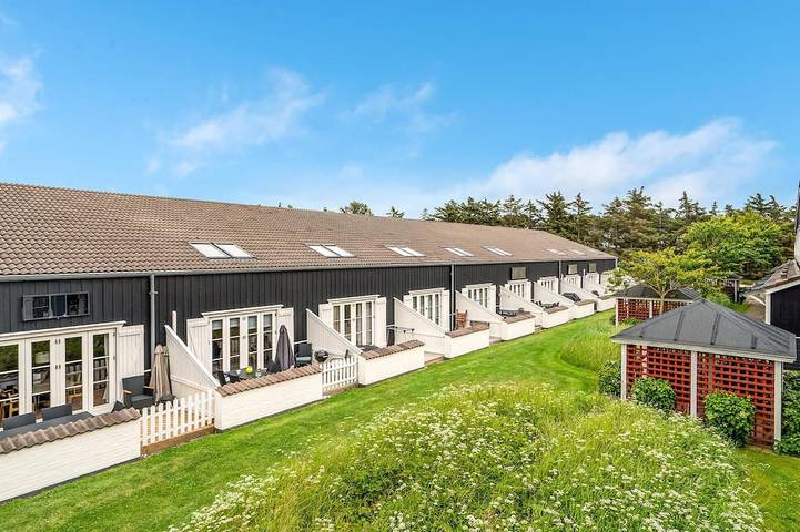 Ferienwohnung für 6 Personen, mit Pool und Sauna in Agger