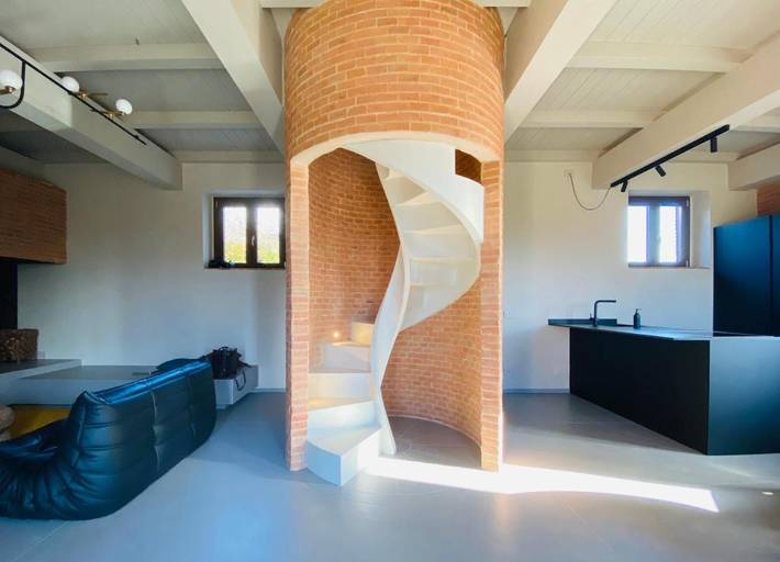 Agriturismo per 8 persone, con Idromassaggio e Terrazza nonché Giardino e Panorama a Barga