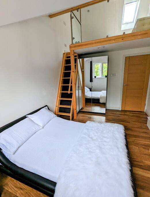 Location de vacances pour 11 personnes, avec jardin et vue dans Bury Saint Edmunds - 2