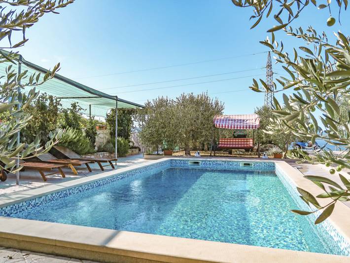 Ferienhaus für 7 Personen, mit Garten und Terrasse auf Brac - 2