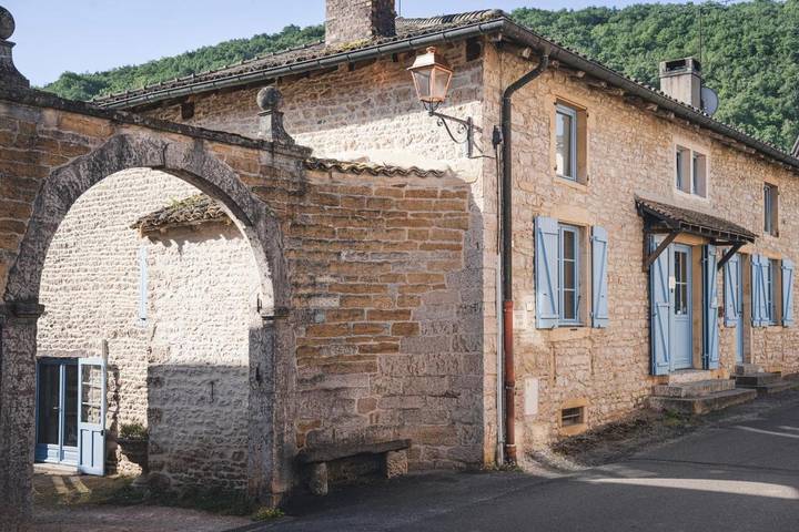 Gîte pour 2 personnes, avec terrasse, animaux acceptés à Fuissé - 2