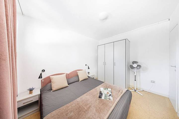 Ganze Wohnung, Wohnung mit Seeblick in einer Wohnanlage mit Swimmingpool in Spiaggia Baia Bianca, Manerba del Garda
