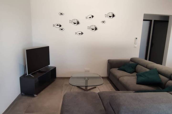 Location de vacances pour 6 personnes, avec terrasse et jardin à Sotta - 2