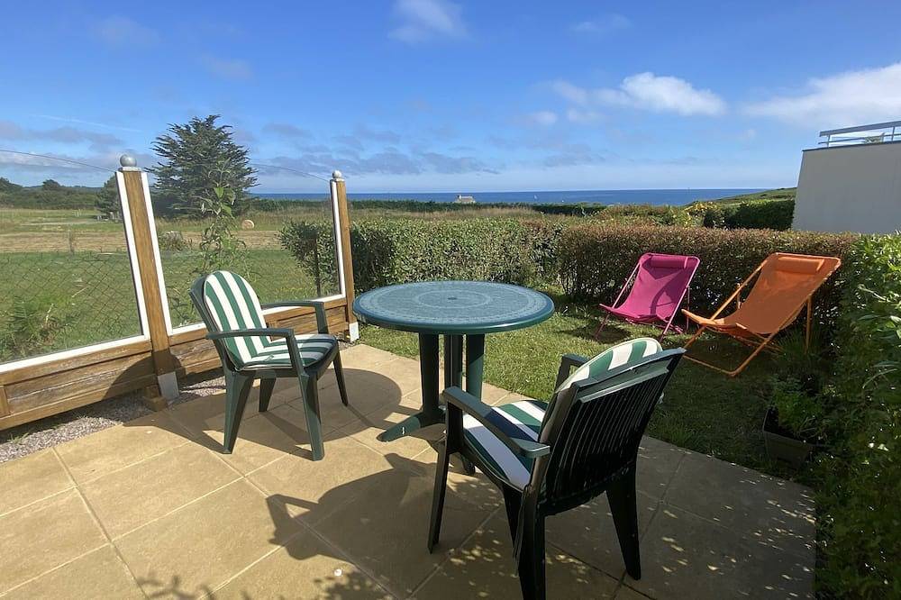 Appartement entier, Jolie vue mer pour ce logement au calme à 10 mn à pied de la plage in Saint-Cast-le-Guildo, Région de Dinan