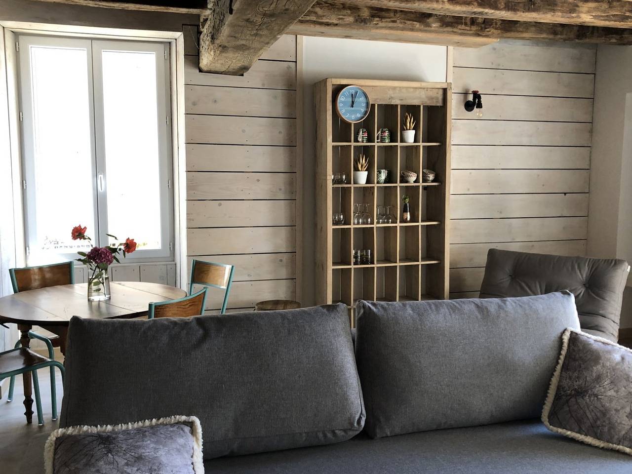 Maison comme chez soi p'tit dej offert,repas sur résa in Saint-Satur, Région de Bourges