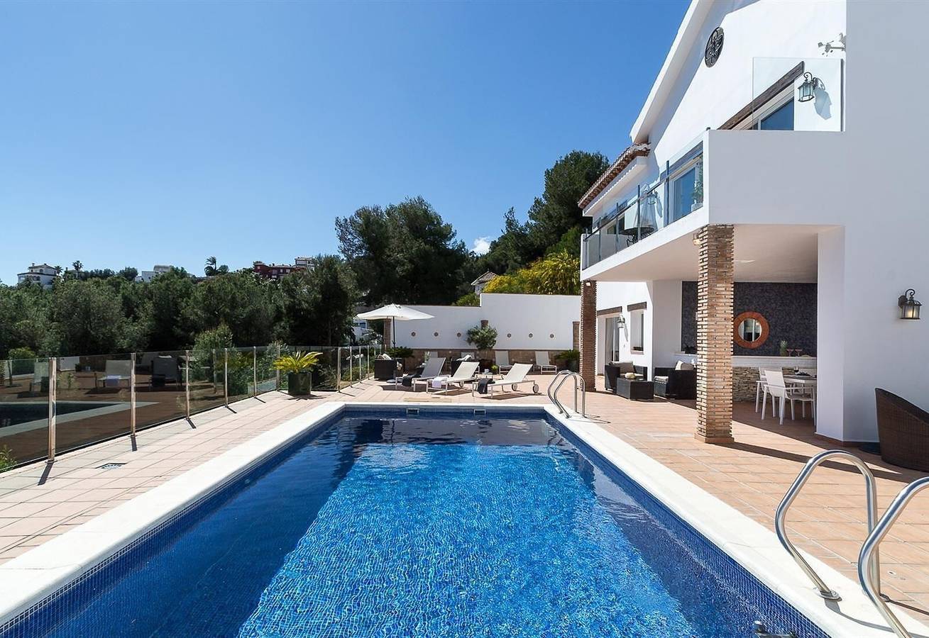 Moradia 'Villa Bosque Mar' com Vista Mar, Wi-Fi e Ar Condicionado in Monte de los Almendros, Salobreña