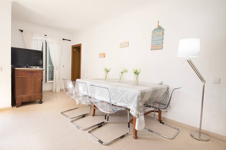 Entire apartment, Bright Apartment Can Felipe with Balcony, Wi-Fi & Air Conditioning; Parking & Garage Available in Port de Sóller, Sóller