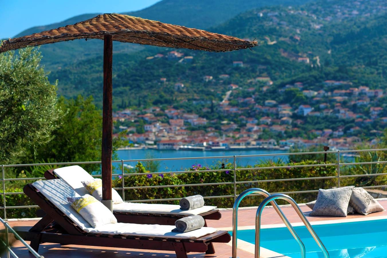 Villa for 4 people with pool in Ithaka