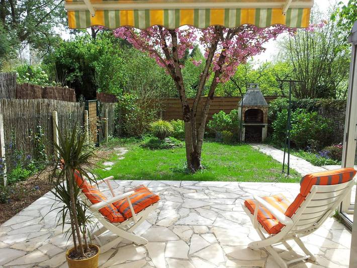 Gîte pour 6 personnes, avec Terrasse et Jardin