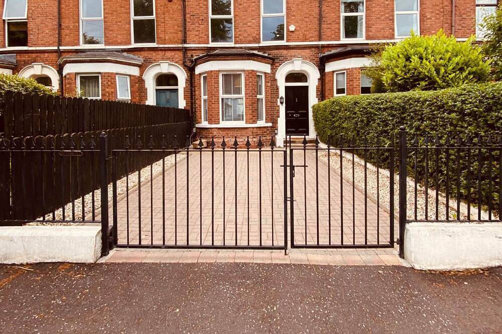 Luxus-Ferienhaus-Ensuite mit Bad-Strassenblick in Belfast, Grafschaft Down