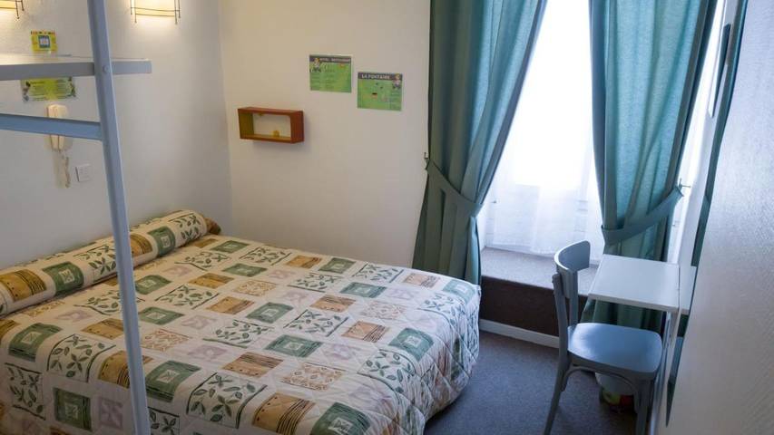 Hôtel pour 5 personnes dans Musée Sainte Bernadette Moulin Lacadé Maison Paternelle - 3