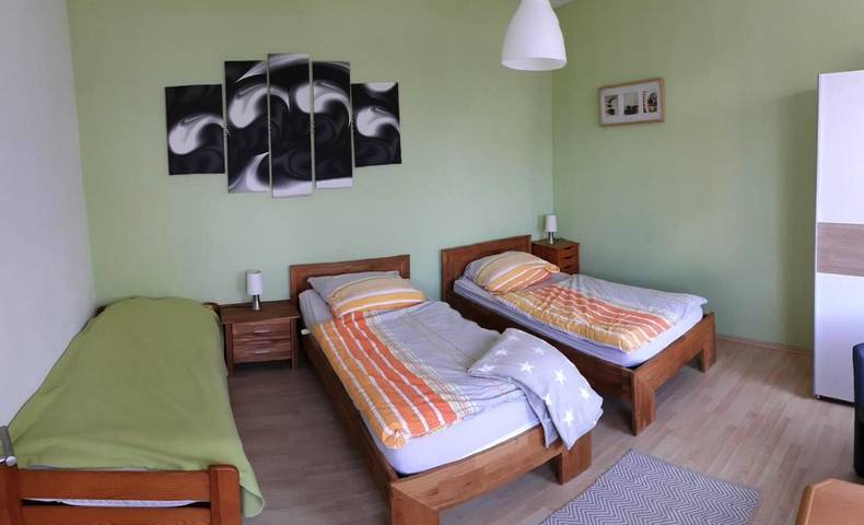 Ferienwohnung für 5 Personen, mit Balkon und Terrasse sowie Garten und Ausblick in Pinneberg - 4