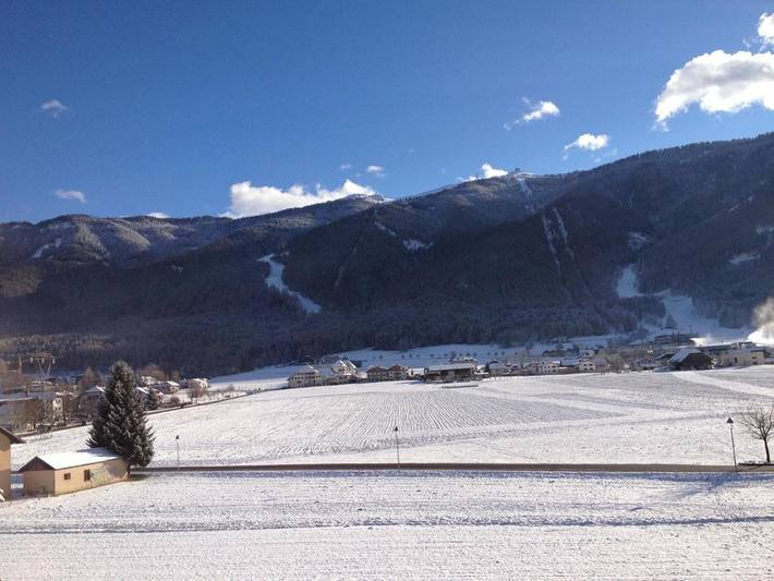 Ferienwohnung für 5 Personen, mit Garten und Ausblick in Reischach Südtirol - 2