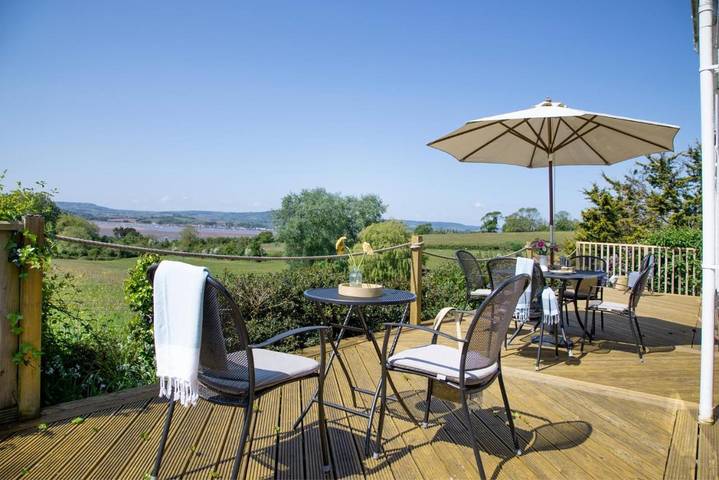 Holiday rental for 7 people, with garden and balcony, with pets in Exmouth