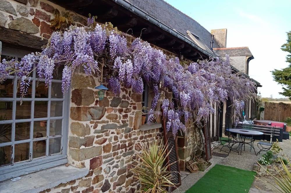 Longère à Colombage + Spa in Rannée, Fougères-Vitré
