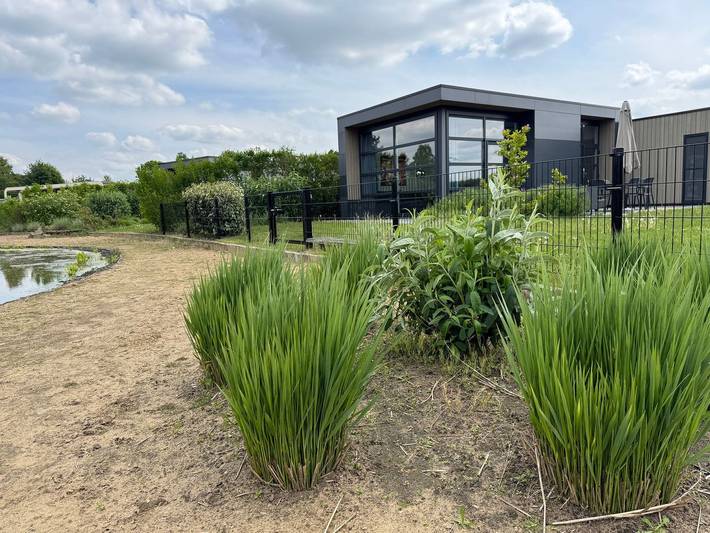 Ferienhaus für 4 Personen, mit Balkon/Terrasse und Terrasse sowie Garten und Pool in den Niederlande