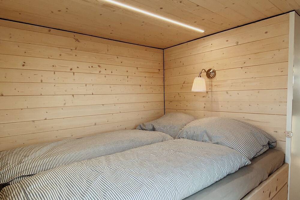 Gemütliches und romantisches Hausboot in bester Lage mit Kamin und Sauna. in Brandenburg an der Havel