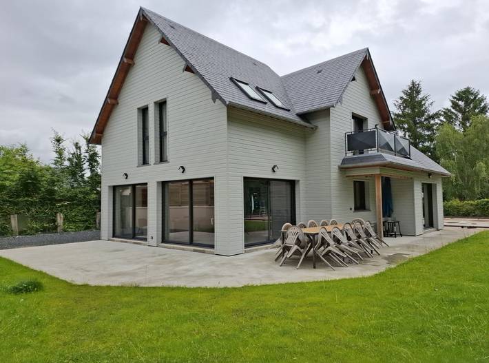 Gîte pour 14 personnes, avec balcon et jardin