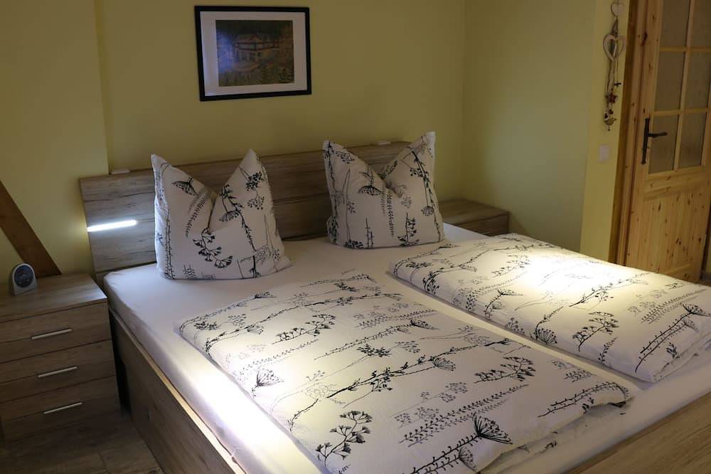 Ganze Wohnung, Appartement mit Garten, Grill und Terrasse by Interhome in Jonsdorf, Zittauer Gebirge