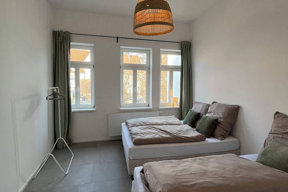Ganze Wohnung, Altstadtwohnung • zentral • ruhig • Terrasse • Parkplatz • in Altstadt (Erfurt), Erfurt