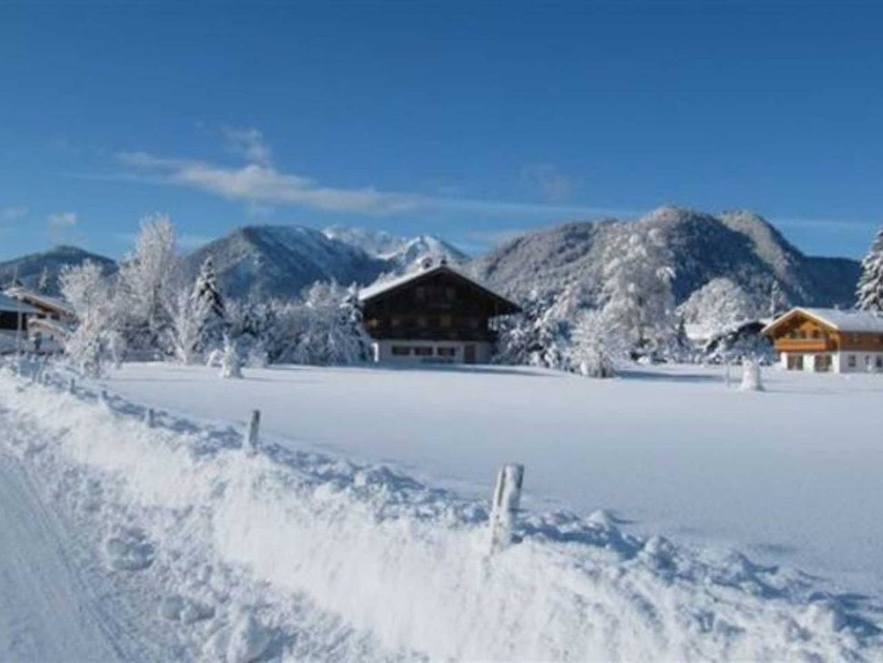 Ganze Ferienwohnung, Ferienwohnungen Haus Eva Hagn - Ferienwohnung Hirschberg in Sonnenmoos, Rottach-Egern