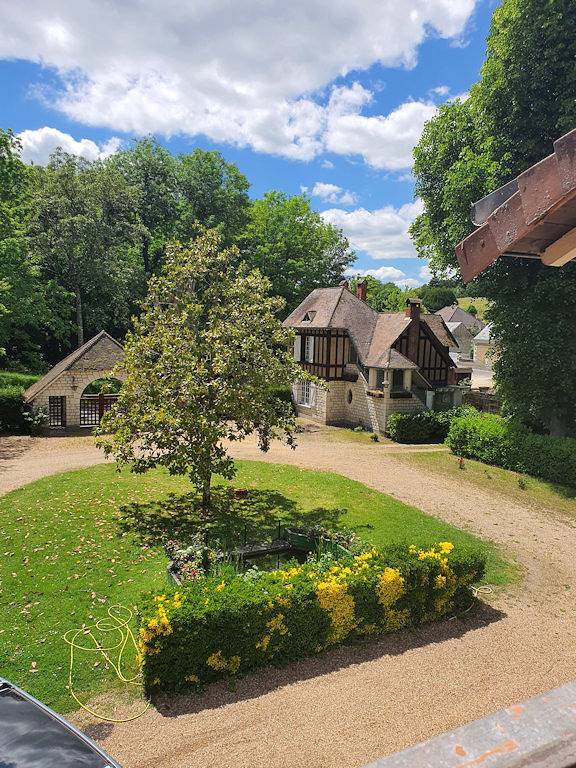 Gîte pour 6 personnes, avec terrasse et jardin