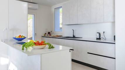 Villa for 8 People in San Remo, Sanremo Municipality, Photo 3