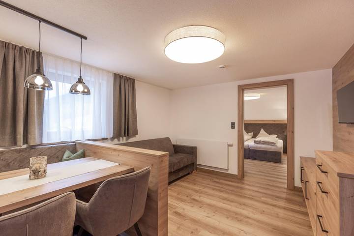 Ferienwohnung für 10 Personen, mit Balkon im Ötztal - 2