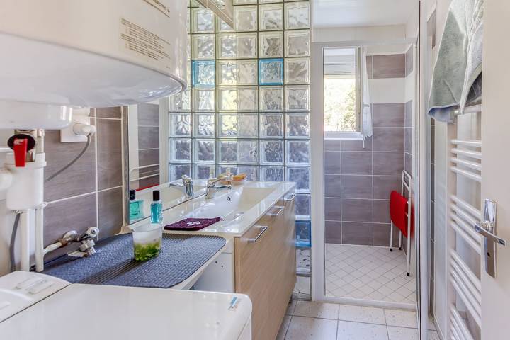 Gîte pour 6 personnes, avec terrasse et jardin à La Bourboule - 4