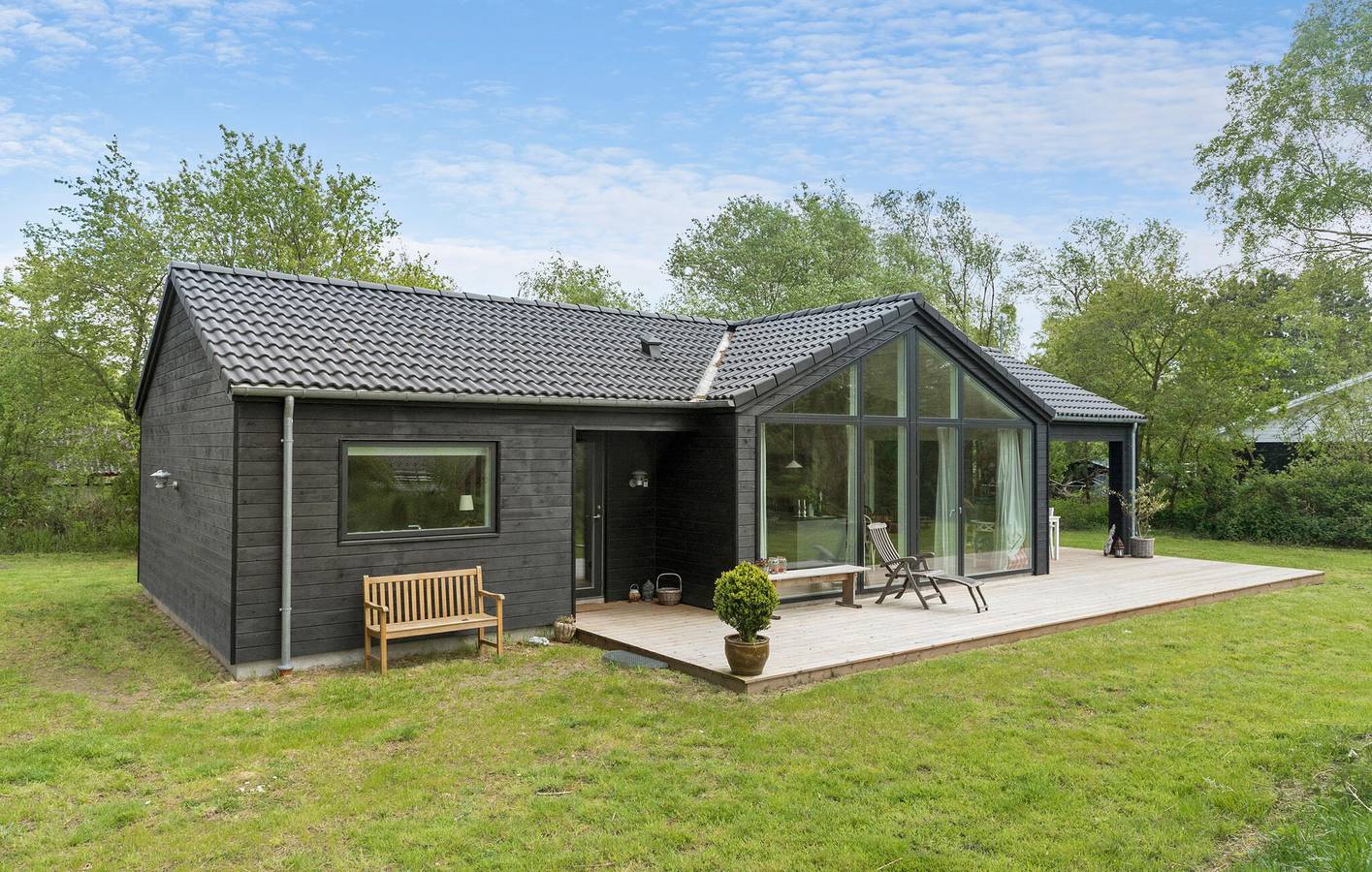 Holiday home for 6 people with garden in Bredfjed, Rødby