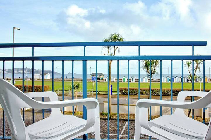 Apartment for 6 people in Paignton