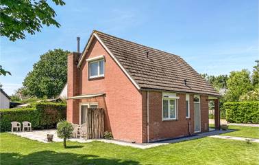 Ferienhaus für 8 Personen, mit Garten und Terrasse in Schouwen-Duiveland