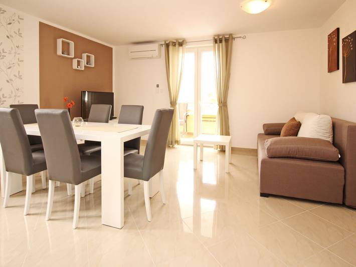 Appartement de vacances pour 4 personnes, avec balcon et piscine - 1