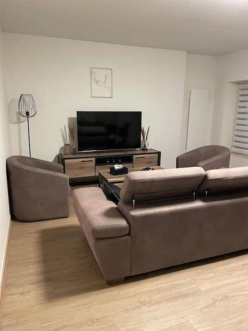 Gîte pour 6 personnes, avec jardin à Saint-Parres-aux-Tertres - 2