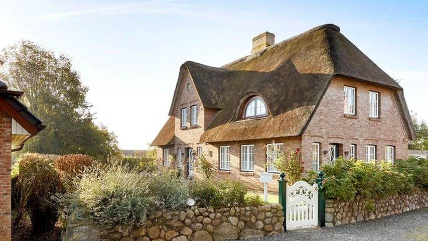 Ferienhaus für 4 Personen, mit Garten in Utersum