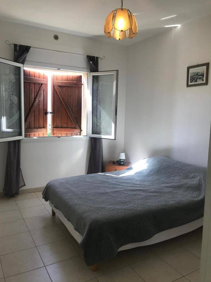 Gîte pour 4 personnes, avec vue et terrasse, animaux acceptés à Cozzano - 3