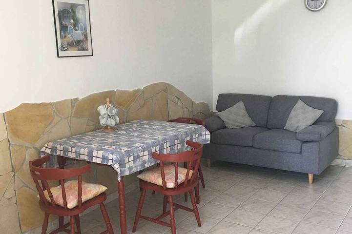 Ferienhaus mit Grillmöglichkeit und Wlan in Gyenesdias, Balaton Hochland Nationalpark