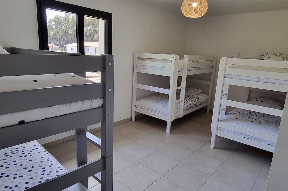 Pleasant house, 6 km from the ocean, boulodrome. in Vielle-Saint-Girons, Côte d’Argent