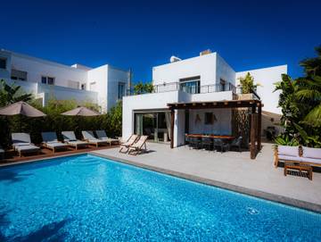 Villa in Santa Eulària des Riu, Ibiza Osten für 6 