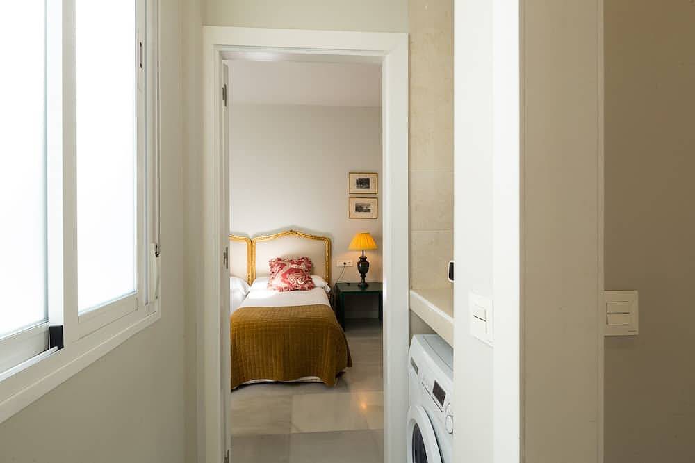 Ganze Wohnung, Mateos Gago 3D. 3 Schlafzimmer, 3 Bäder, Dombereich in Casco Antiguo, Sevilla
