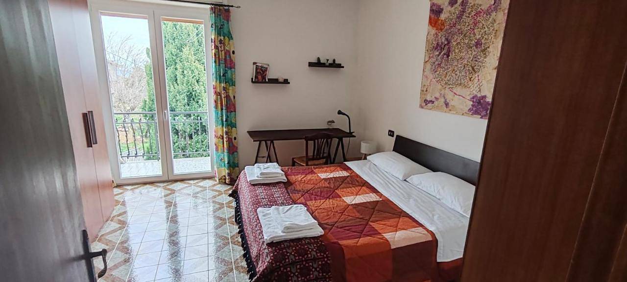 Ganze Wohnung, Two-Bedroom Apartment with Balcony and Sea View in Penne, Pescara Provinz