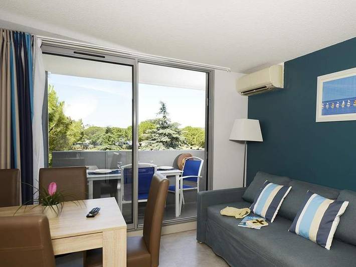 Camping für 4 Personen, mit Balkon in Hérault - 2