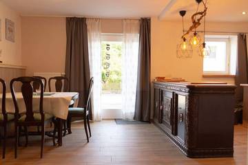 Ferienwohnung für 2 Personen, mit Pool und Garten in Ottenstein