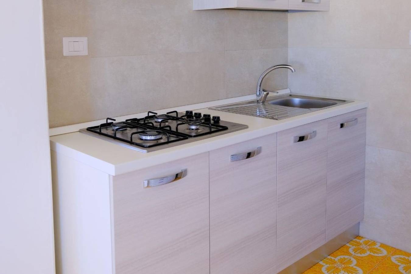 Casa Panorama 2 in Front of the Sea in Torre Dell'orso, Province de Lecce