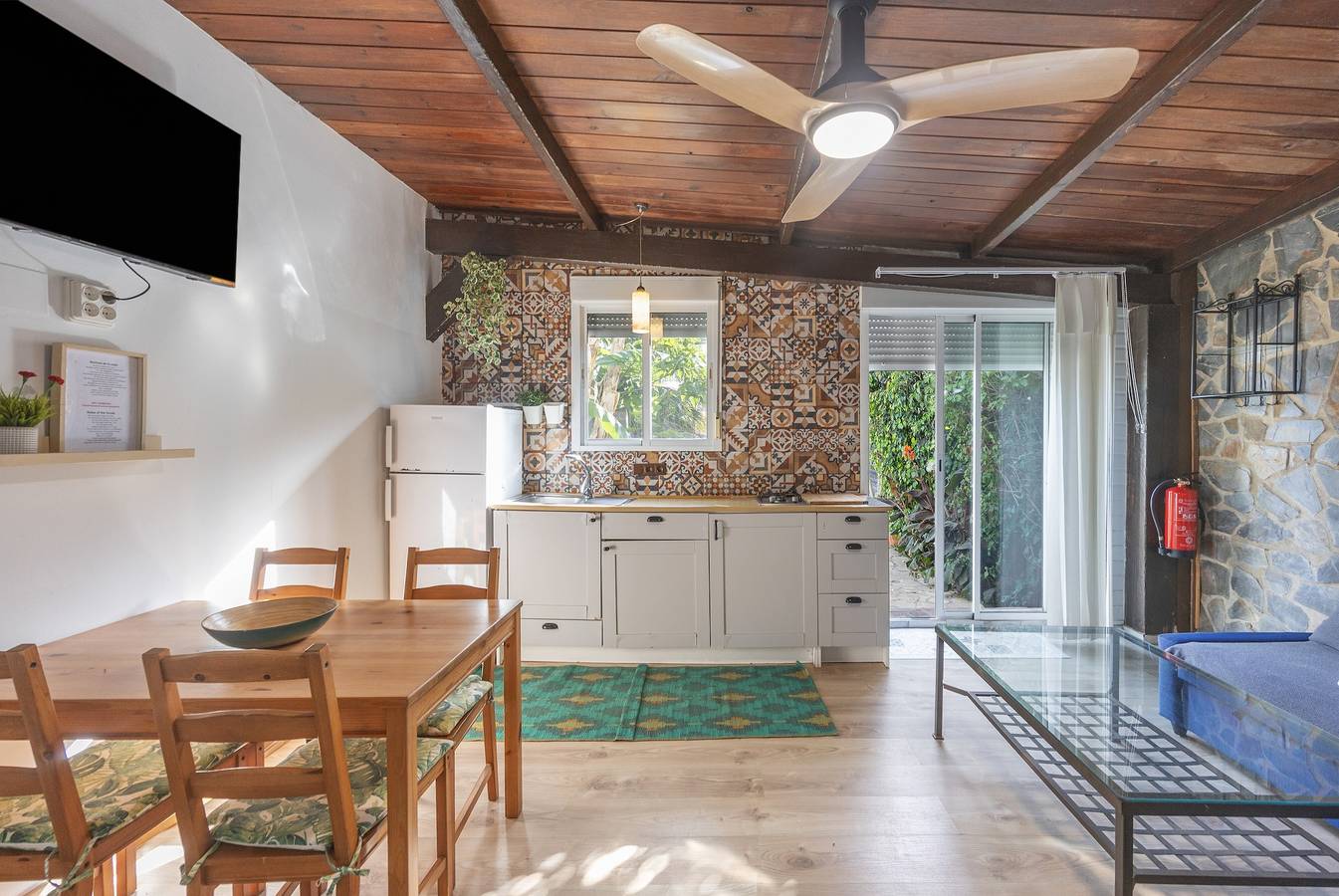 Casa Duna - Sunwaves, El Palmar: Alojamiento con Jardín Privado Cerca de la Playa in Playa El Palmar, Vejer de la Frontera