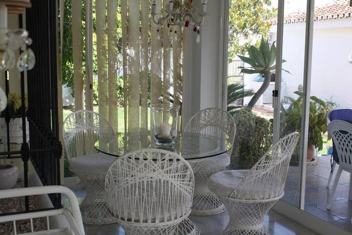 Villa pour 9 personnes, avec piscine ainsi que jardin et sauna, animaux acceptés à Fuengirola - 3