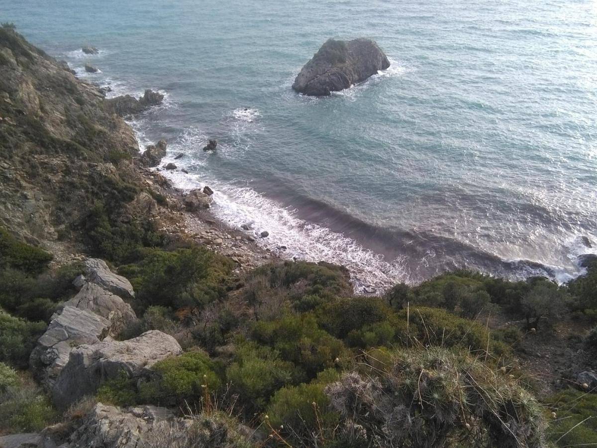 Appartement entier, Plomari View Stone Apartments in North Aegean Islands